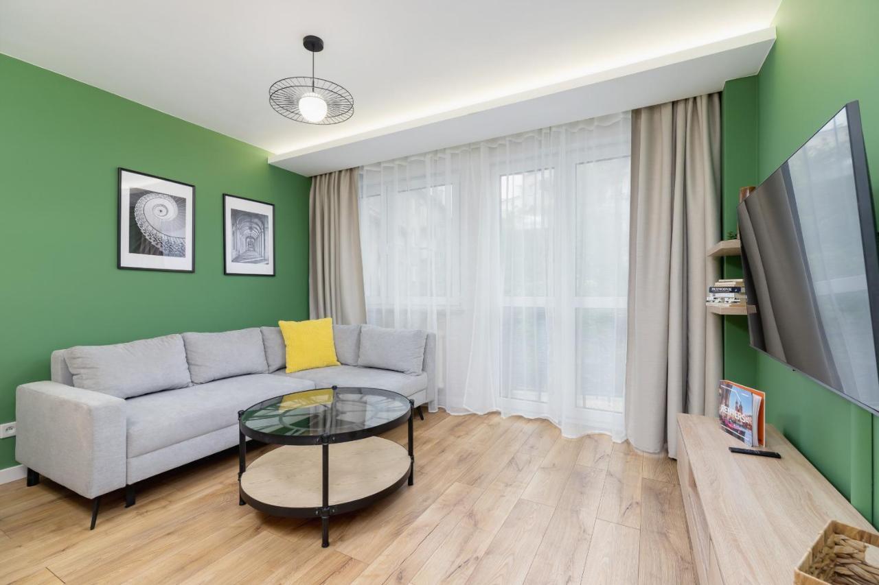 Modern Apartment On Lobzowska Street By Noclegi Renters Краків Екстер'єр фото
