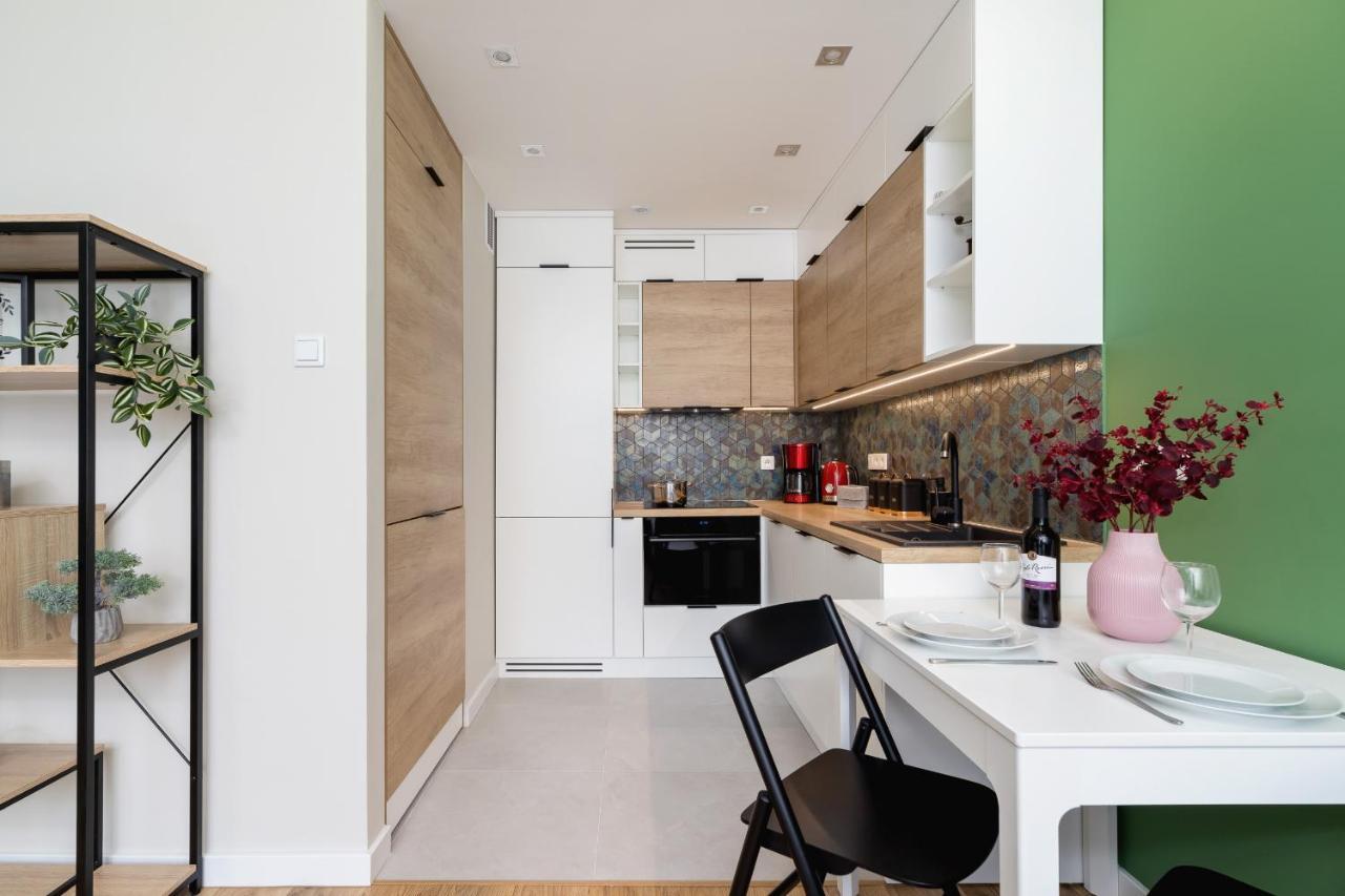Modern Apartment On Lobzowska Street By Noclegi Renters Краків Екстер'єр фото